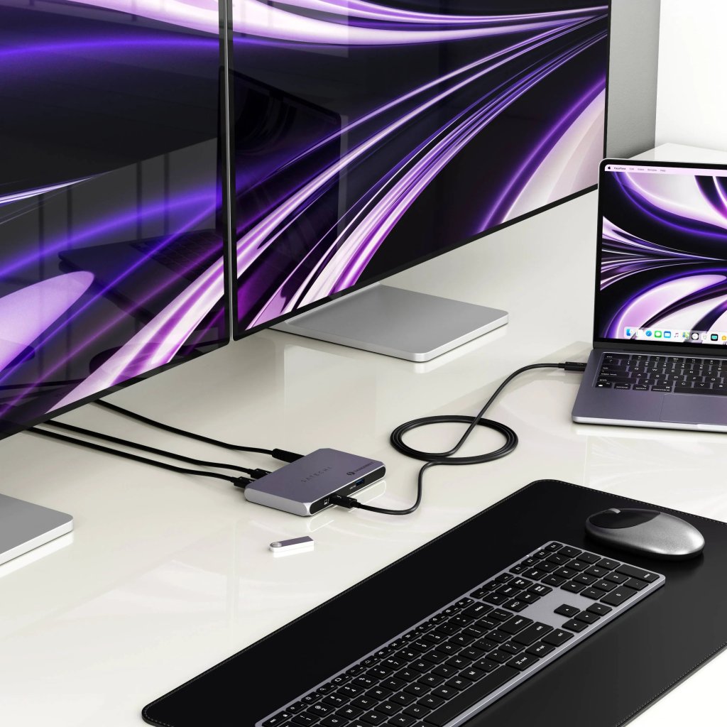 Thunderbolt 4 Slim Hub