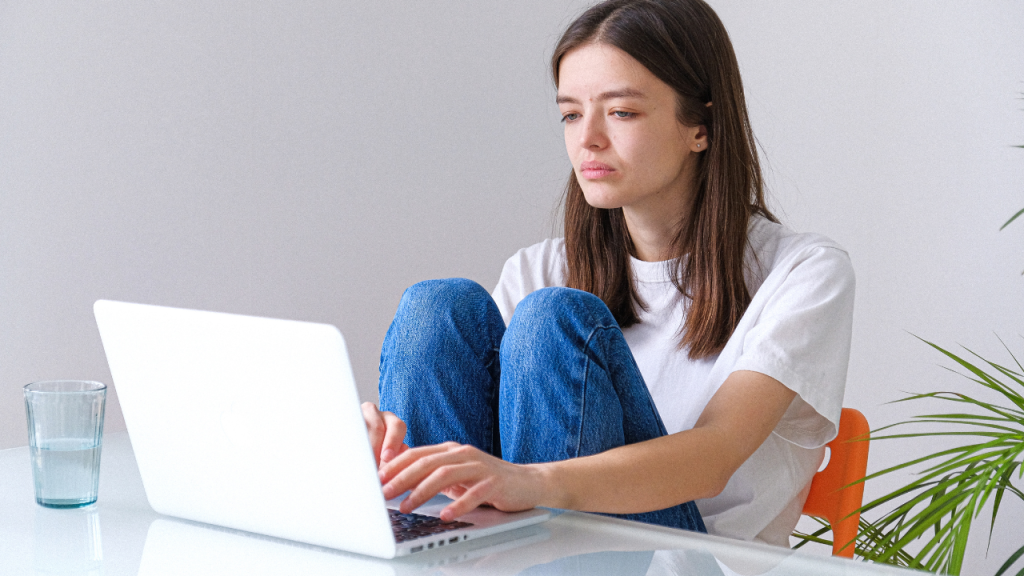 осанка за компьютером