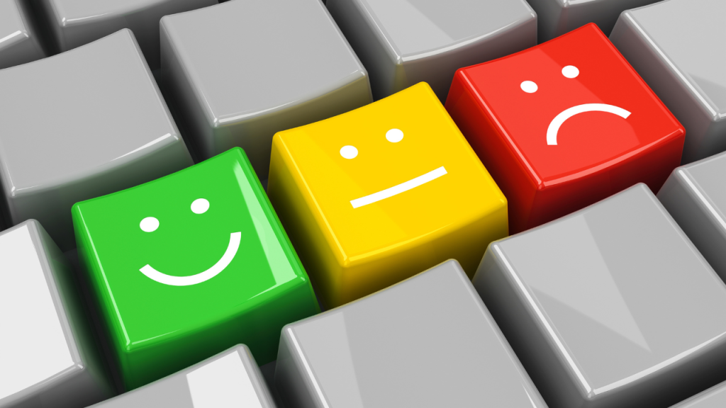 негативными комментариями