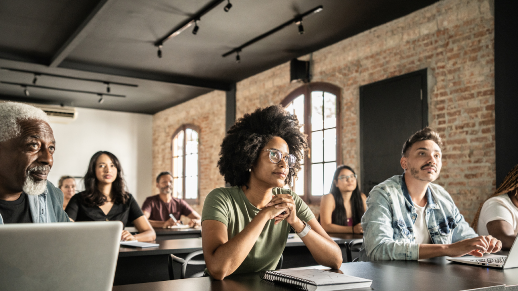 удерживать внимание