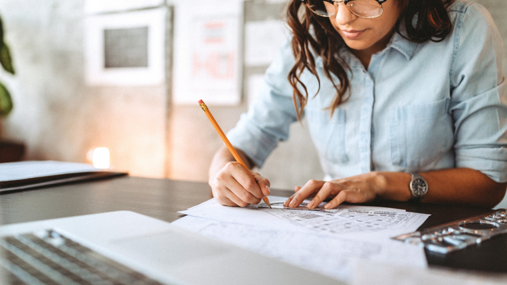 удерживать внимание